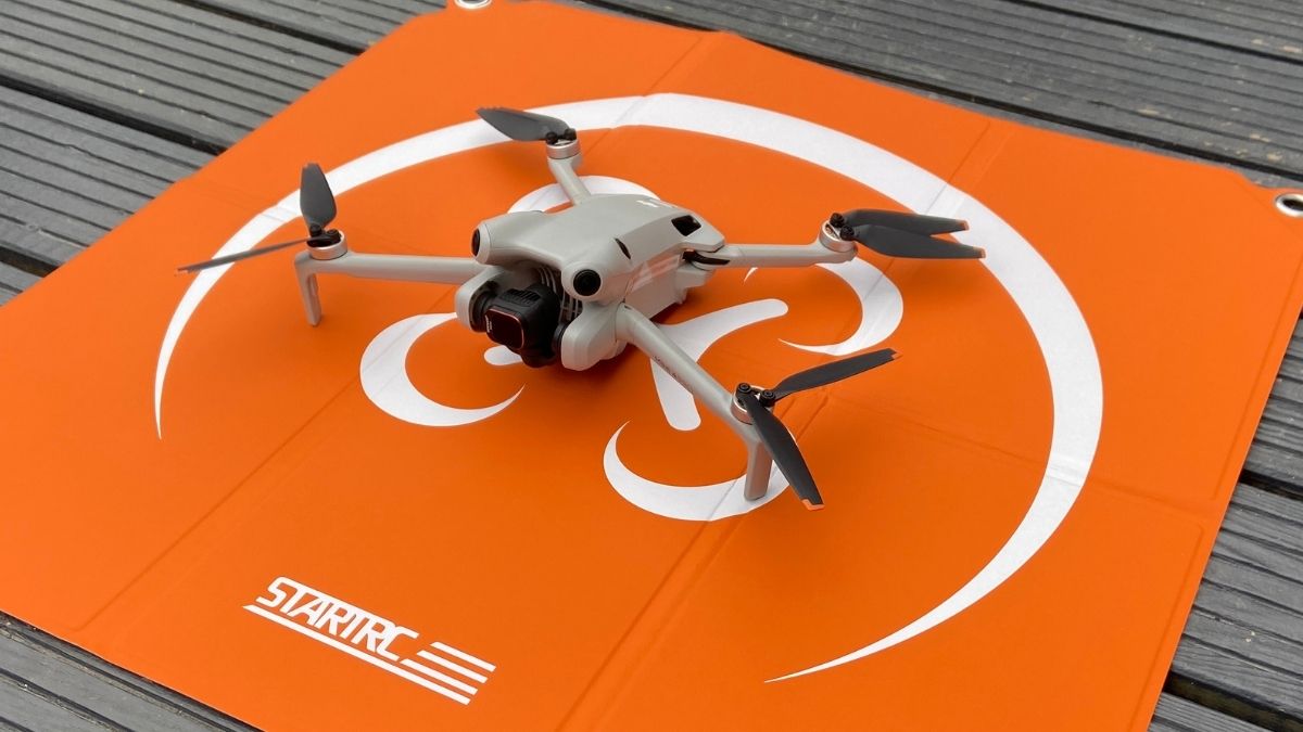 Must Have Accessories For the DJI Mini 4 Pro